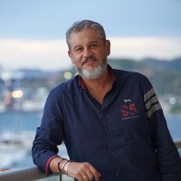 Un «gobierno en la sombra» de Carlos Suárez? Lo que está verificado, y lo que no, del trino que le atribuye 16 salidas en el Gobierno